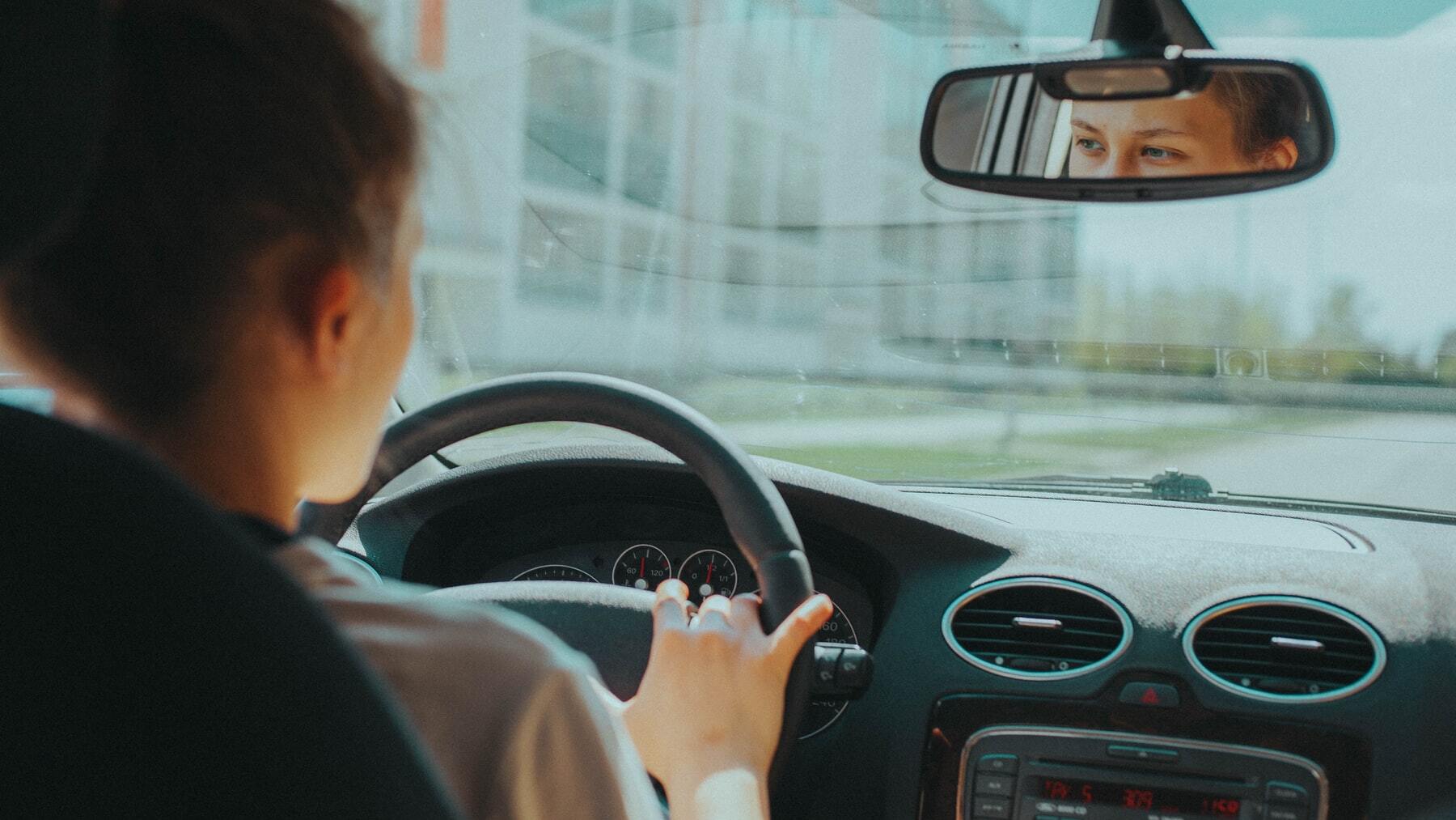 será obligatorio llevar esto en el coche a partir de ya