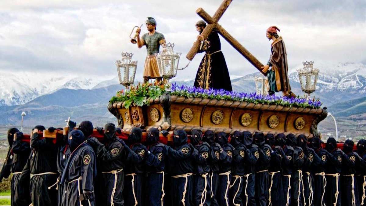 ¿Cuál es el origen de las cofradías y las hermandades de Semana Santa?