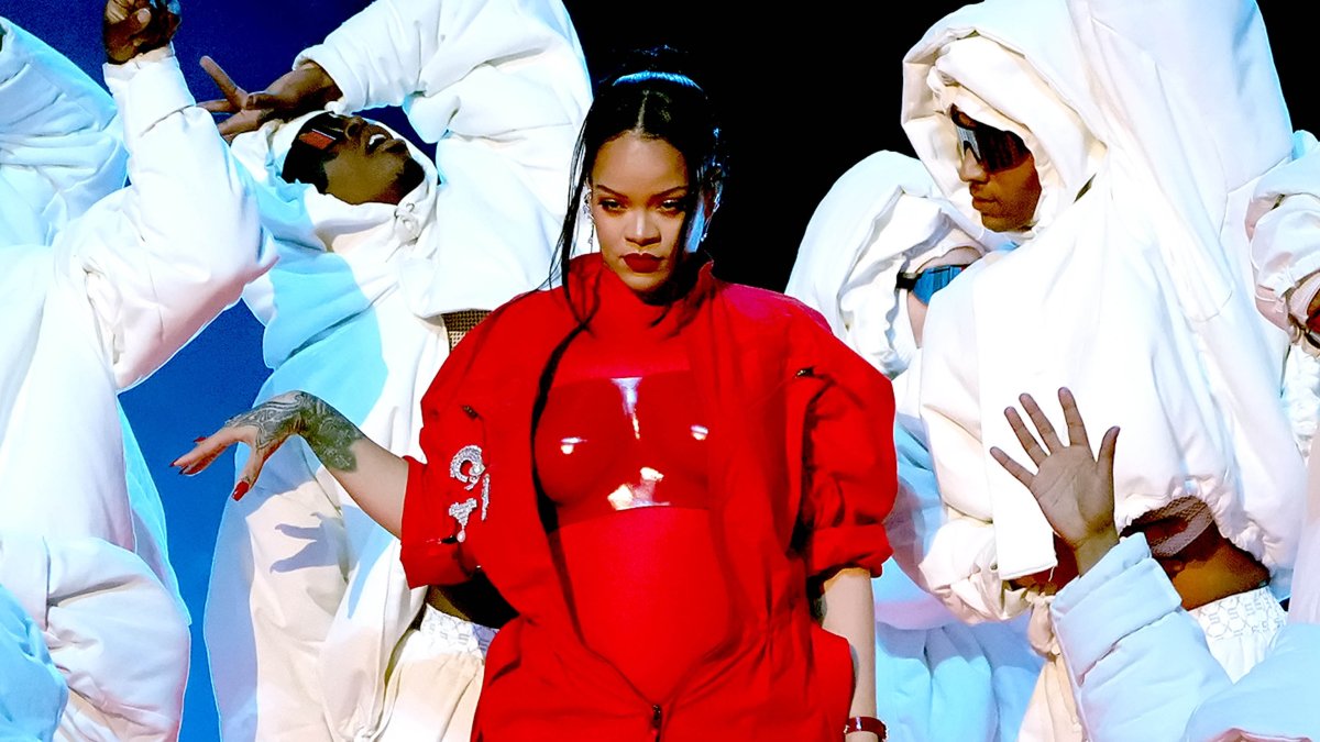 ¿Cuánto dinero le pagaron a Rihanna por cantar 13 minutos en el Super Bowl?