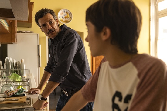 ‘La chica invisible’: Disney+ estrena la serie de suspense protagonizada por Daniel Grao y Zoe Stein