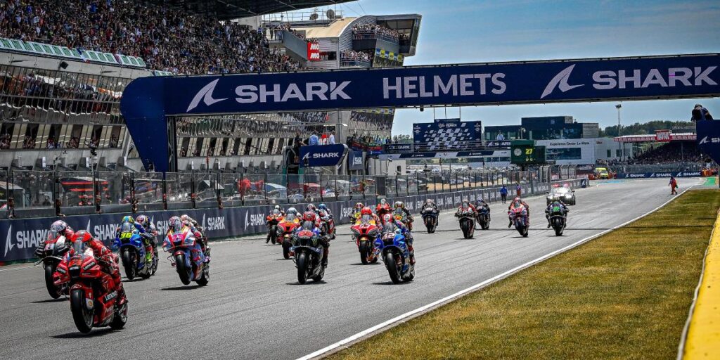 ¿Cómo funciona la nueva carrera al Sprint de MotoGP?