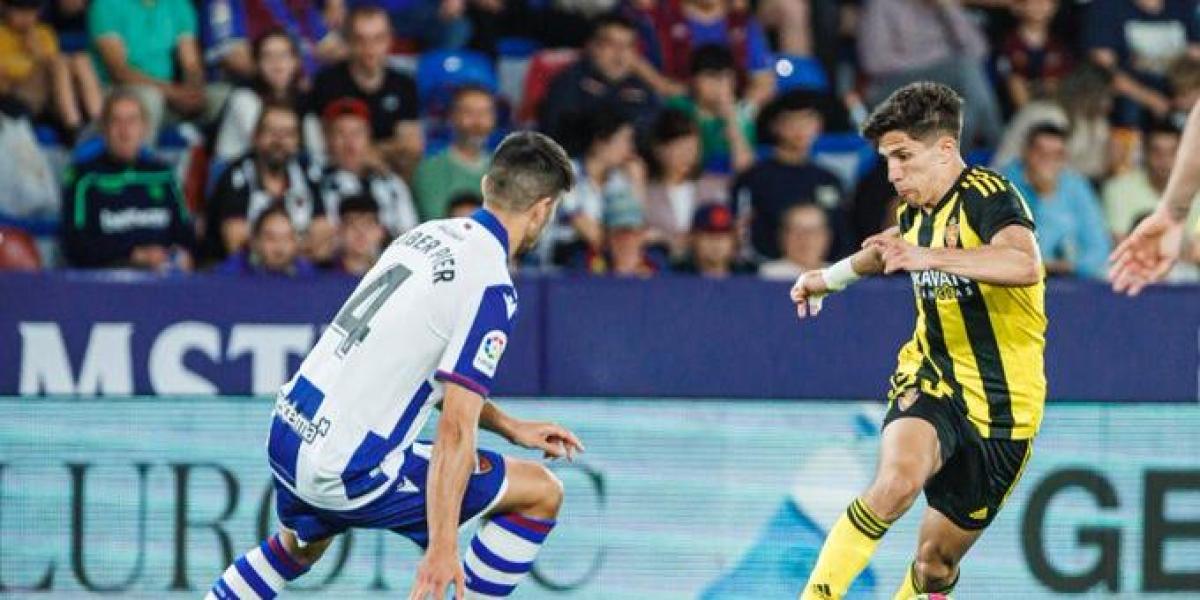 1-1: El Zaragoza y el larguero amargan la fiesta del Ciutat de València