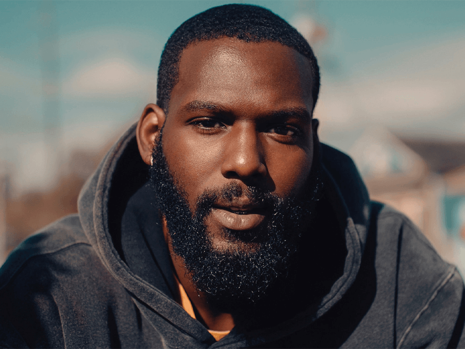 Kofi Siriboe películas netflix película encuéntrame la próxima navidad todo lo que sabemos hasta ahora