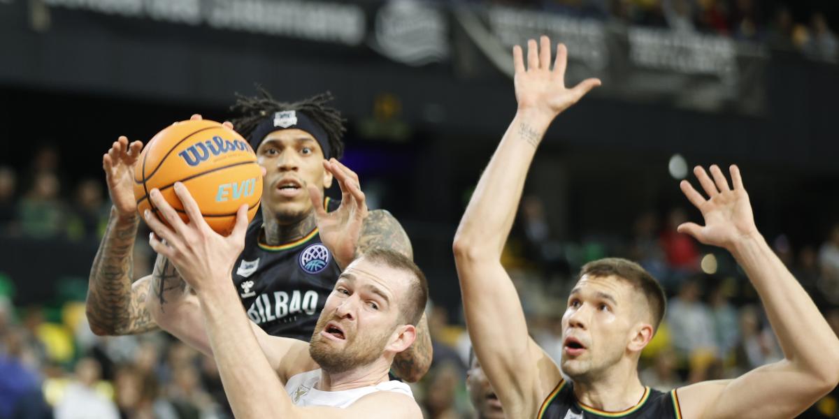 67-71. El UCAM Murcia gana en Bilbao un partido intrascendente