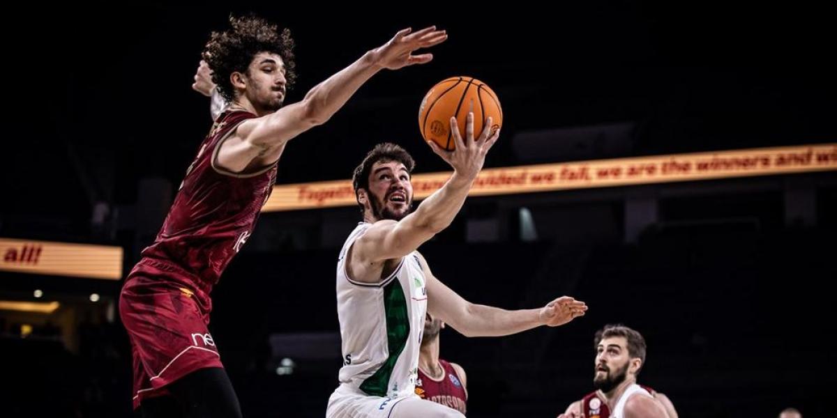 72-67: Unicaja desaprovecha en Estambul un atajo hacia los cuartos