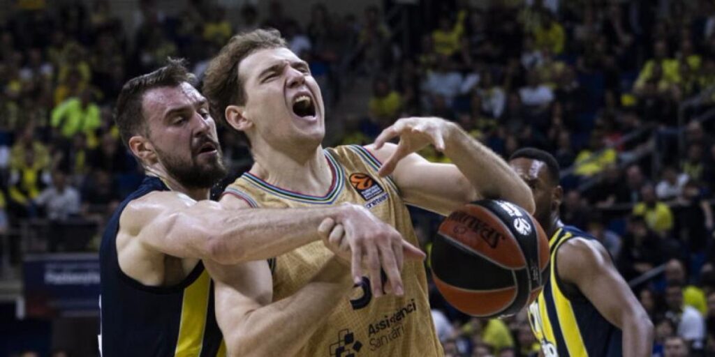 81-73: El Barça cae en Estambul ante el Fenerbahce tras ir ganando por 17 puntos