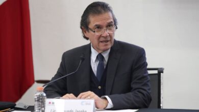 AMLO llama 'Porfirito' a Jacobo tras restitución en el INE