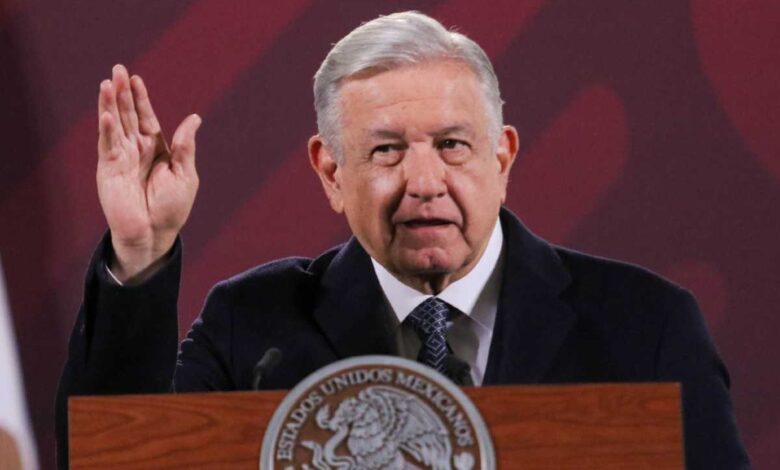AMLO: se reformará Constitución para no expulsar a extranjeros críticos