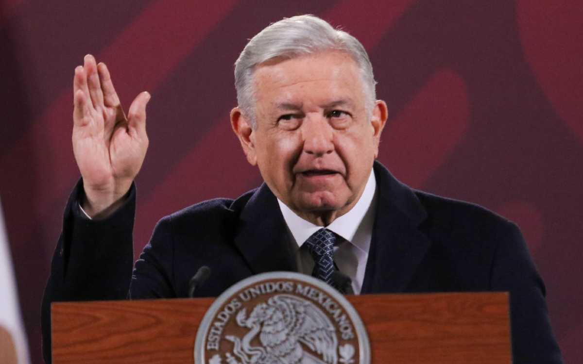 AMLO: se reformará Constitución para no expulsar a extranjeros críticos