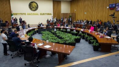 AMLO solicita a INAI que pida a INE que informe sobre fideicomisos