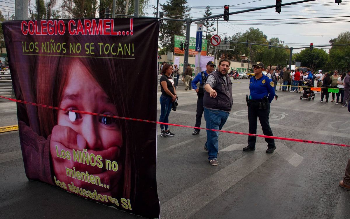 Abren proceso a maestro del Colegio Carmel por violación