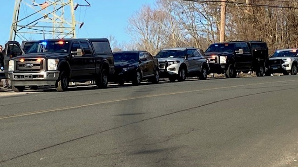 Adolescente se ahoga después de saltar a un embalse durante una persecución policial en Waterbury