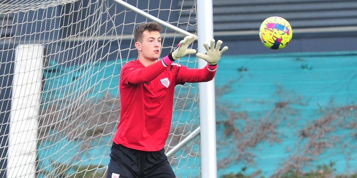 Agirrezabala ha cubierto con nota la ausencia de Unai Simón