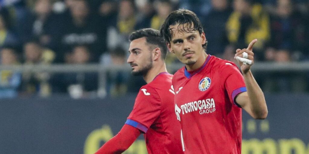 Alarma por Enes Ünal