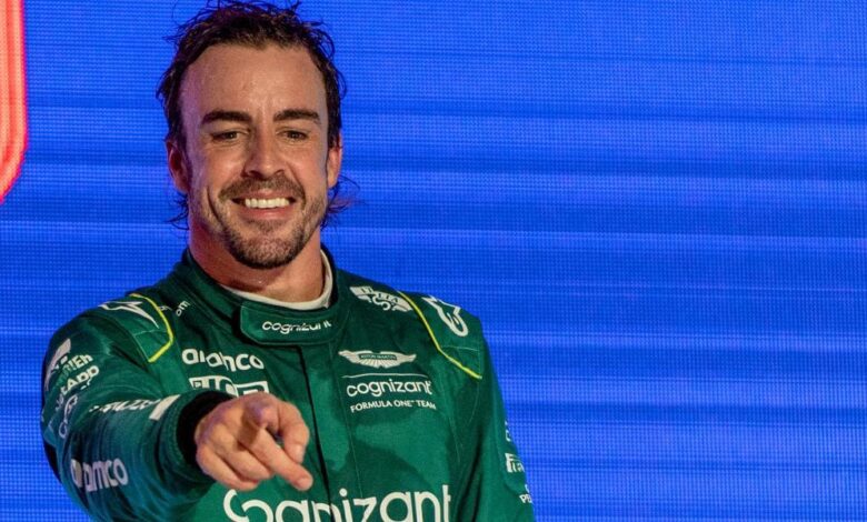 Alonso, a frenar a los Red Bull en Melbourne