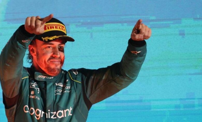 Alonso, tras el podio en Bahrein: "Lo que ha hecho Aston Martin es irreal"