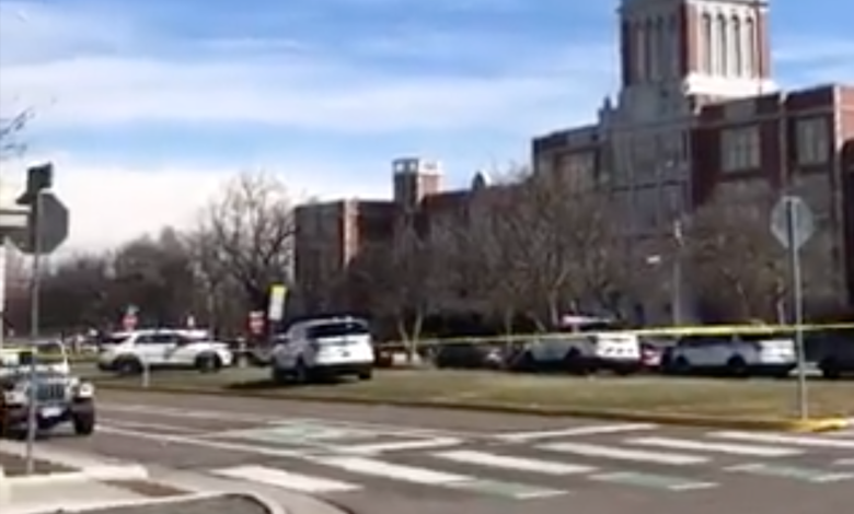 Alumno dispara a dos trabajadores en secundaria de Denver