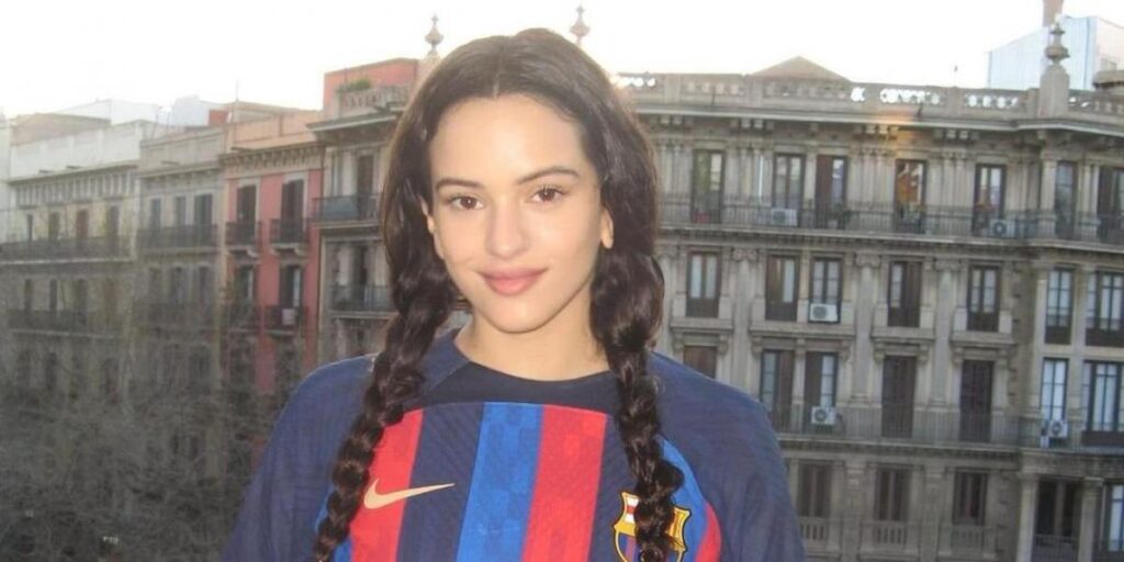 Así ha celebrado Rosalía en redes la victoria del Barça ante el Real Madrid en el Clásico