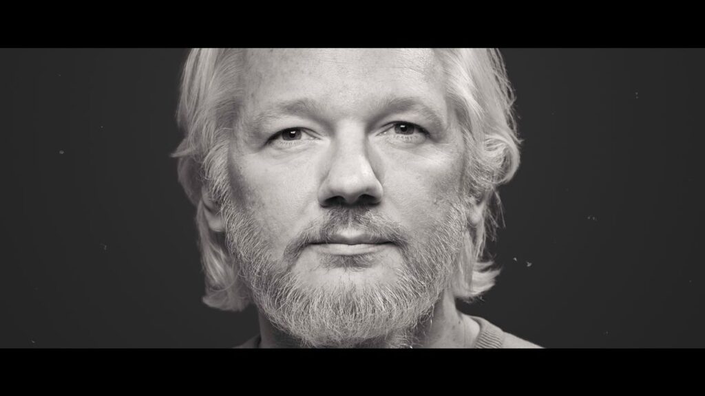 “Assange: cuatro días en los que rozó la libertad”, un documental de EL PAÍS
