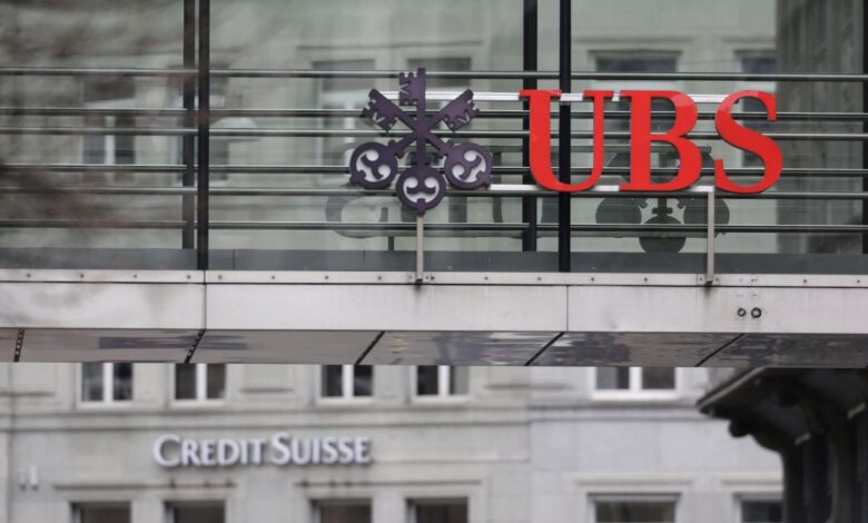 Banco UBS habría aceptado pagar 2,000 mdd por Credit Suisse
