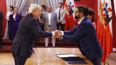 Boric cambia su Gabinete necesitado de un nuevo impulso ante el segundo año de Gobierno en Chile