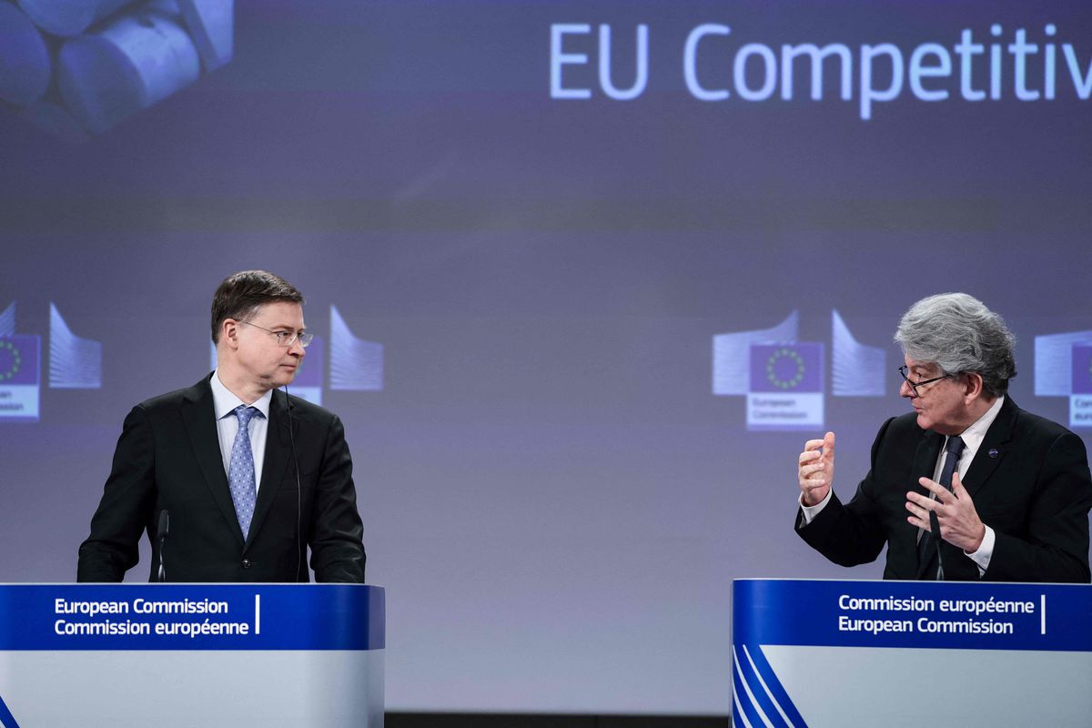 Bruselas se pertrecha para competir con China y Estados Unidos en la transición ecológica