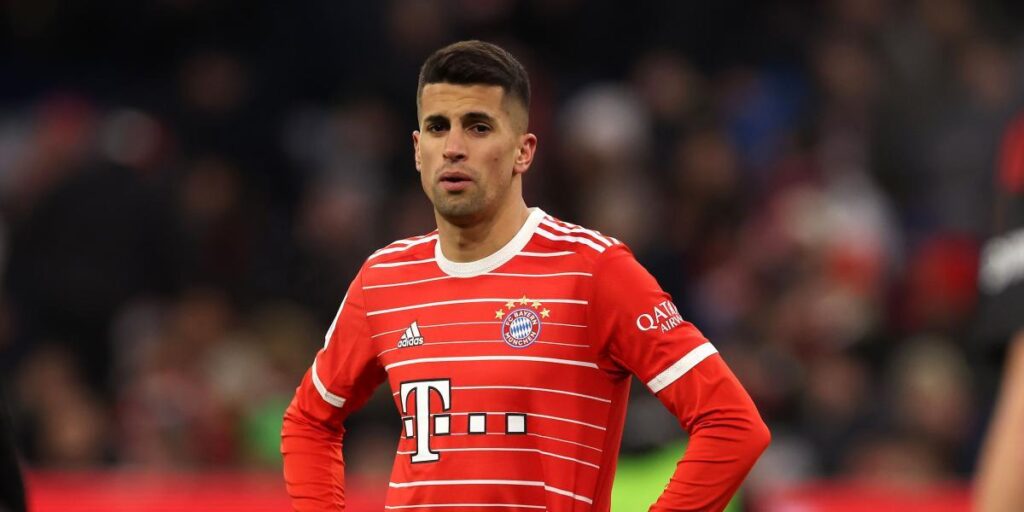 Cancelo pierde los papeles en un entrenamiento del Bayern