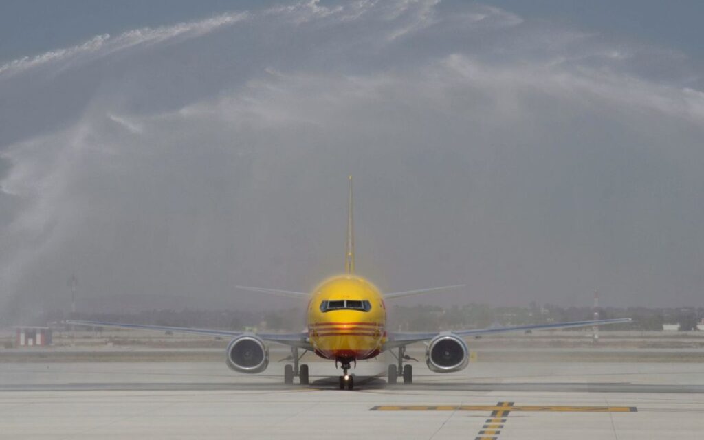 Carga que aterriza en AIFA es trasladada por tierra al AICM: Reforma