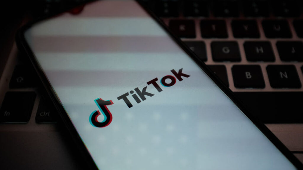 China acusa a EEUU de difundir desinformación y suprimir TikTok