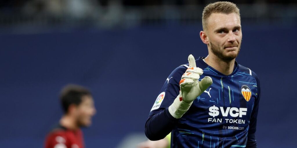 Cillessen vuelve a ser motivo de mofa en las redes