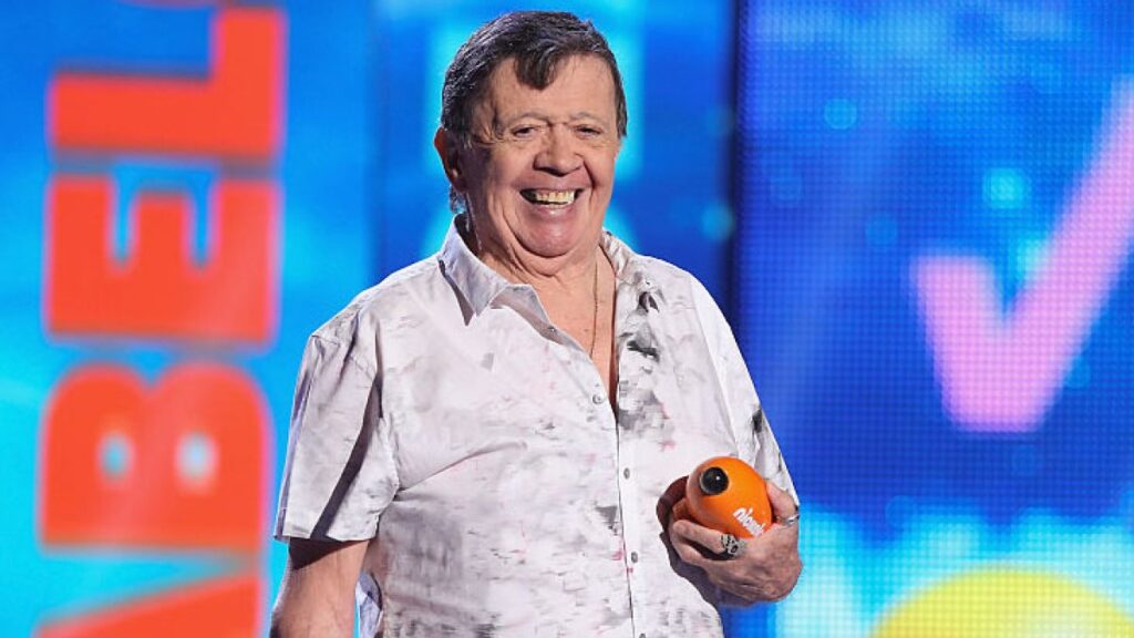 Conmovidos, artistas le dicen adiós al comediante “Chabelo”