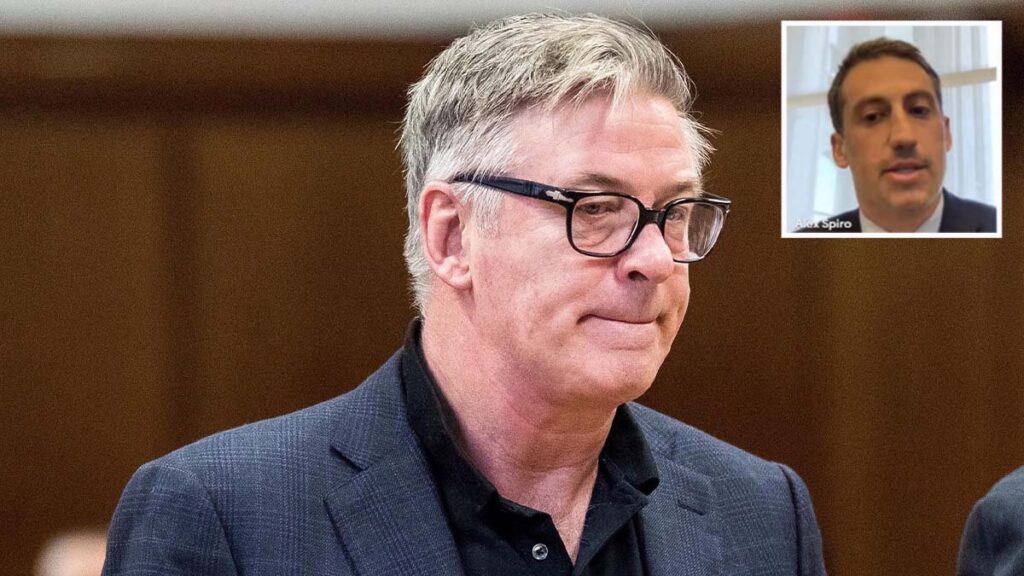 Destruyen arma que Alec Baldwin utilizó en “Rust”; su abogado dice que es “un problema”