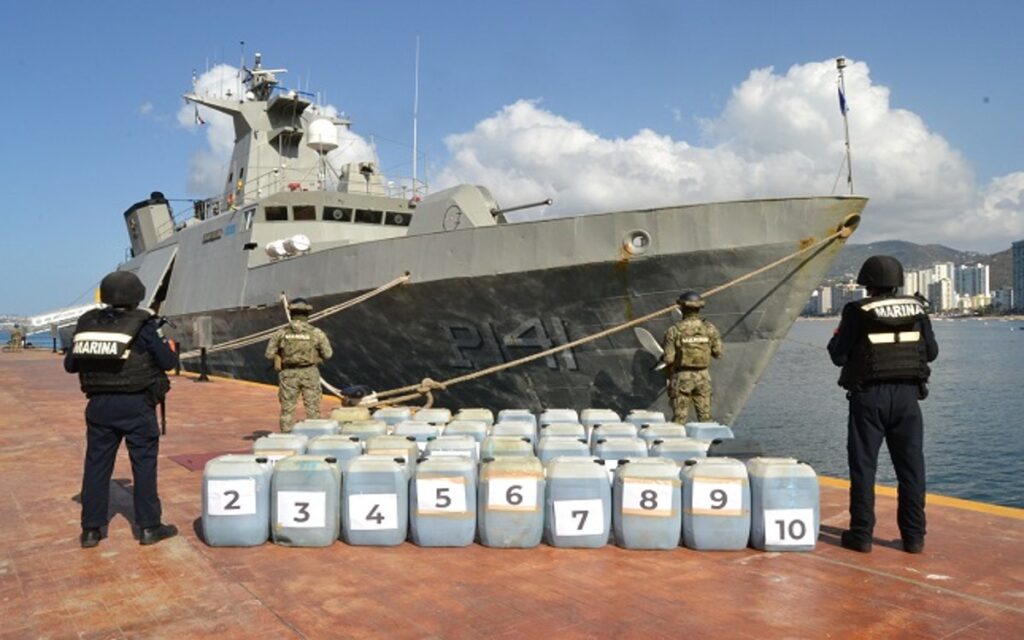 Detuvieron a seis hombres con más de 2 mil litros de combustible en Guerrero