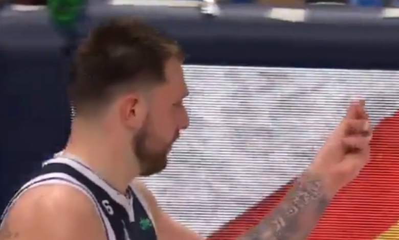 El 'dardo' al árbitro que le puede costar caro a Doncic: "¿Cuánto te han pagado?"