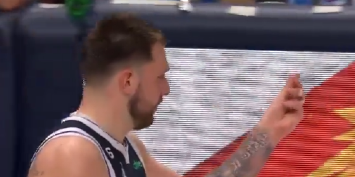 El 'dardo' al árbitro que le puede costar caro a Doncic: "¿Cuánto te han pagado?"