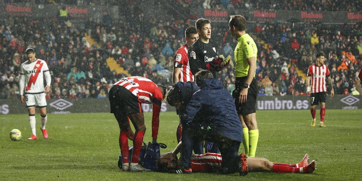 El Athletic pierde a Sancet y Lekue ante el Barça