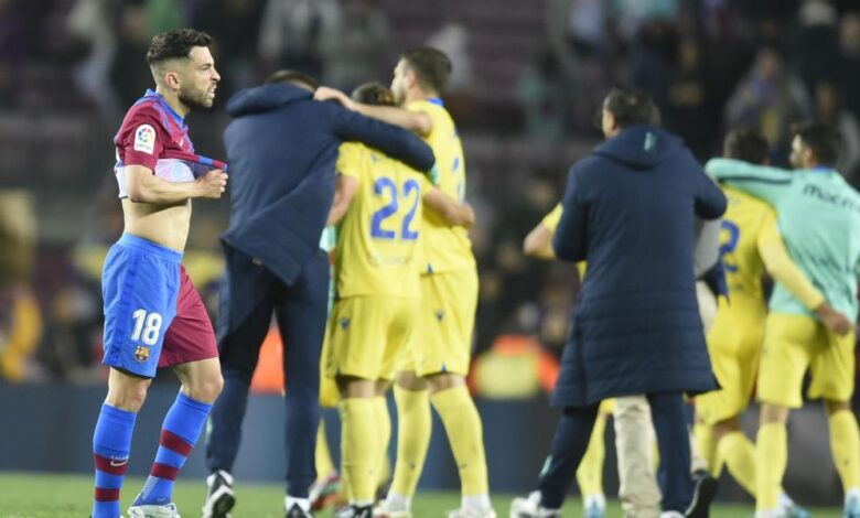 El Cádiz 'revive' su triunfo en el Camp Nou