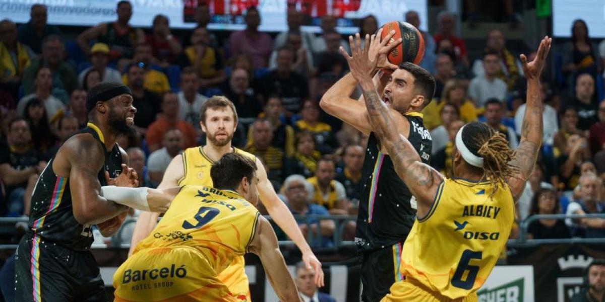 El Lenovo se impone en un ajustado derbi canario