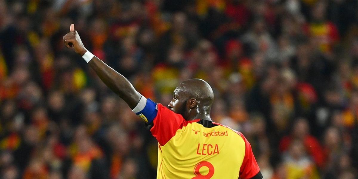 El Lens se divierte a costa del colista Angers