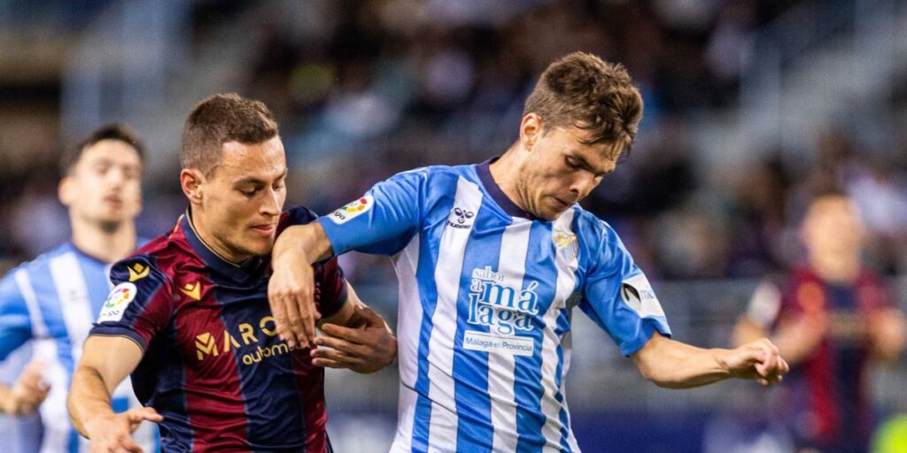 El Málaga se hunde un poco más