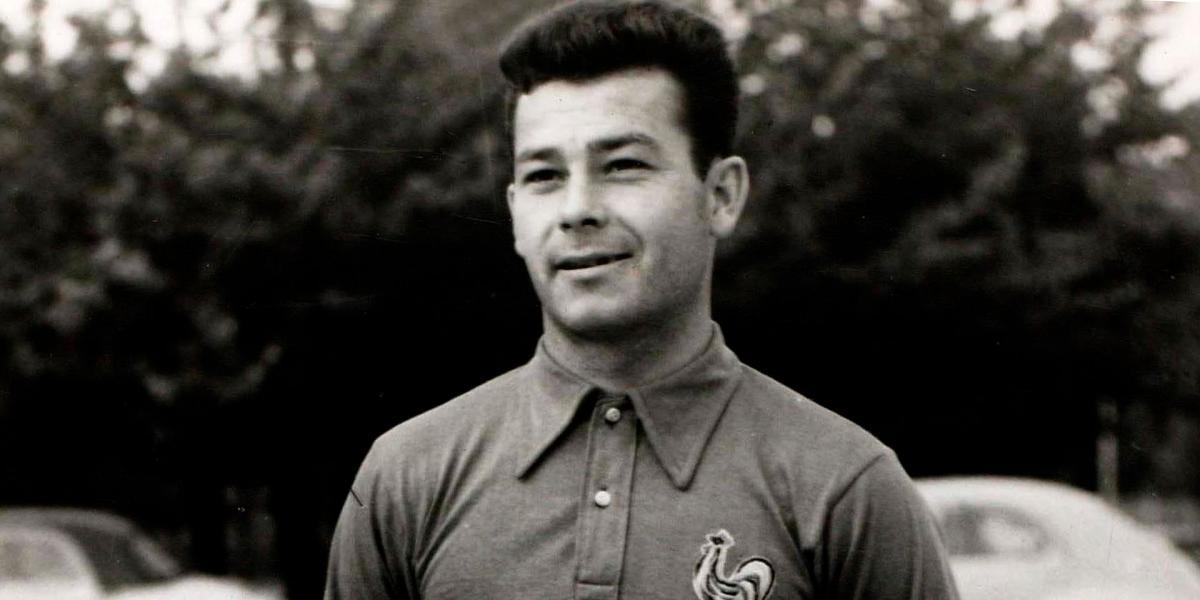 El Real Madrid se une a las condolencias por el fallecimiento de Fontaine