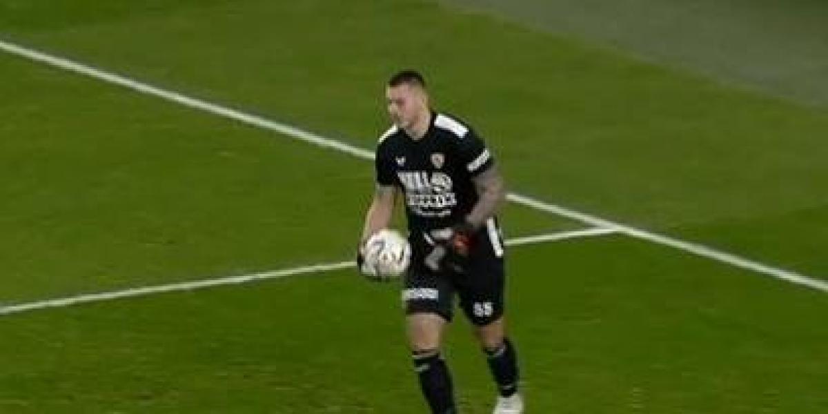 El portero sin alma del que todo el mundo habla en redes