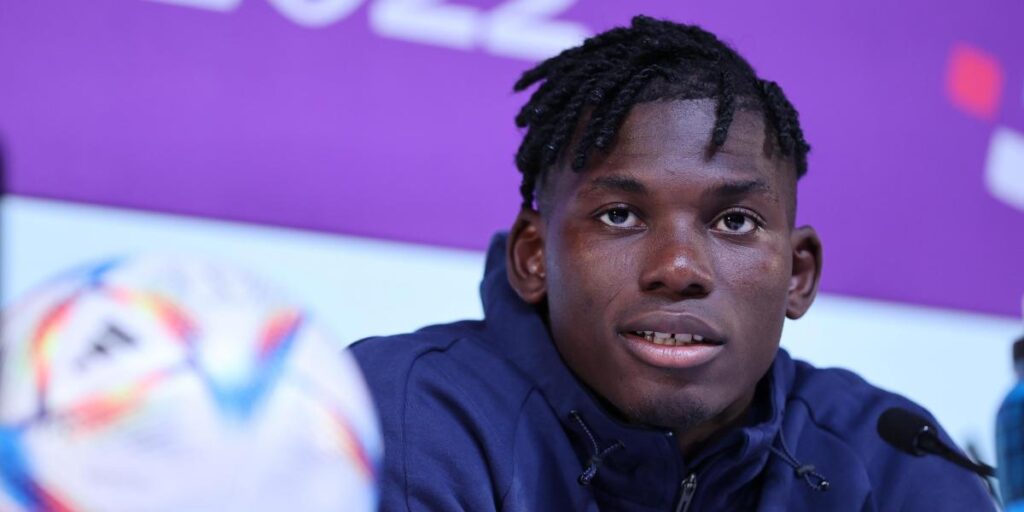 Embolo se expone a un duro castigo