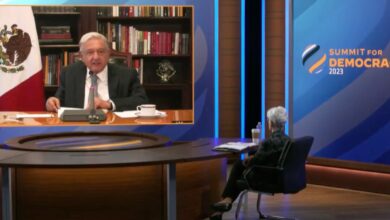 'En algunos países impera la oligarquía con fachada de democracia': AMLO en Cumbre por la Democracia