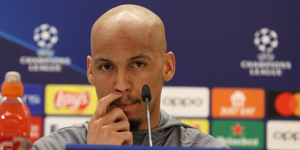 Fabinho: "Hay que intentar parar a Vinicius"