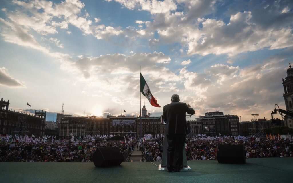 Galería | Estiman 500 mil personas en el mitin de AMLO en el Zócalo