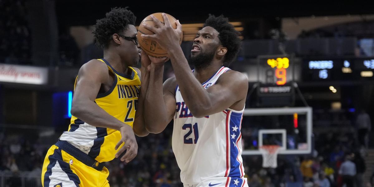 Histórico Embiid: supera a Chamberlain y Iverson