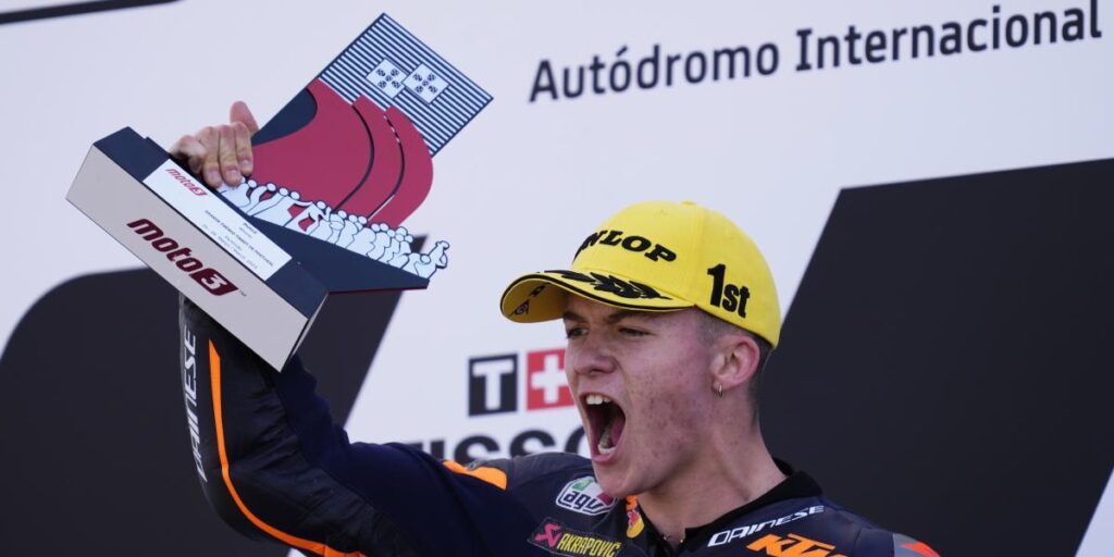 Holgado: "Es increíble expresar la satisfacción por la victoria"