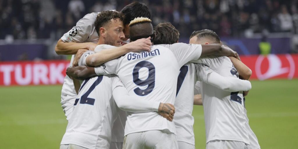 Horario y dónde ver por TV el Nápoles - Eintracht de Frankfurt de la UEFA Champions League