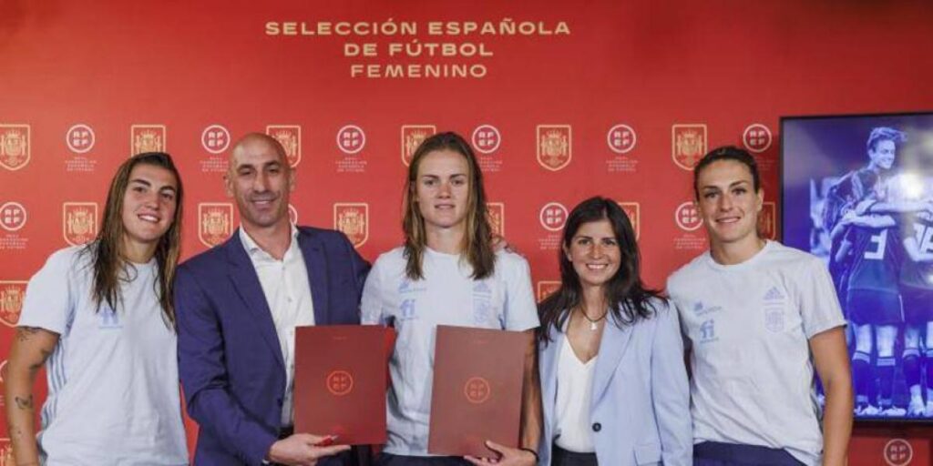 Irene Paredes: "Hay que destinar más recursos para hacer más atractiva la liga"